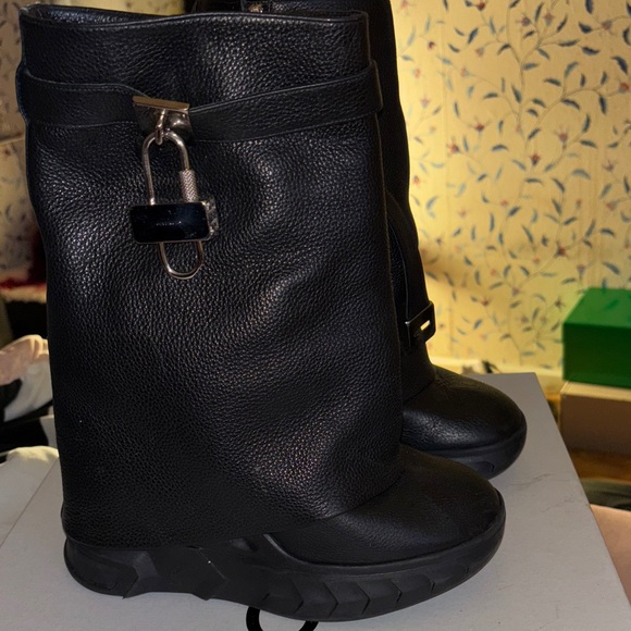 Givenchy Black Ankle Boots - Picture 1 of 5